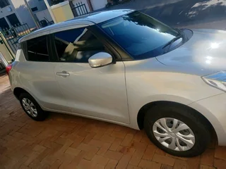 2023 Suzuki swift 1.2gl