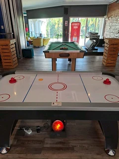 YEAR END Party Music, Fun Games, Karaoke, Jukebox