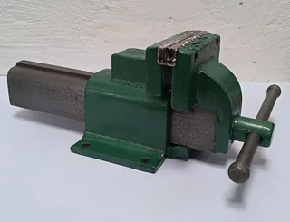 Accord 150mm bench vice