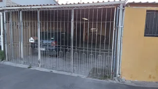 Bonteheuwel Town House &#64; R680000