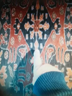 PERSIAN  RUG  REPAIRS