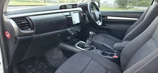 2017 Toyota Hilux 2.8GD6 Extra Cab 4x2 Manual Service history at Toyota