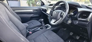 2017 Toyota Hilux 2.8GD6 Extra Cab 4x2 Manual Service history at Toyota