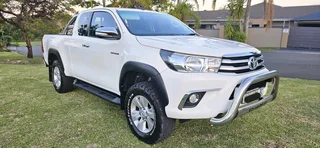 2017 Toyota Hilux 2.8GD6 Extra Cab 4x2 Manual Service history at Toyota