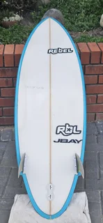 Surfboard Twin fin made by Rebel Surfboards