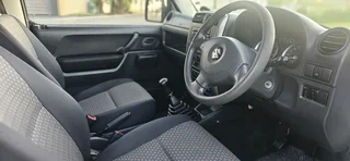 2011 Suzuki Jimny 1.3 4x4 only 172000kms