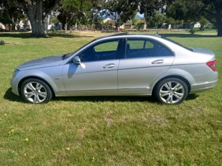 2011 Mercedes Benz C180 automatic 92000km