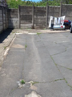 OUTBUILDING FOR RENT - ASOKA HEIGHTS - UMZINTO