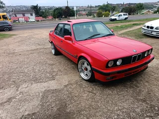 E30 325i multi valve absolute beauty