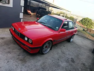 E30 325i multi valve absolute beauty