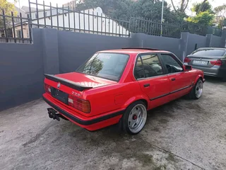 E30 325i multi valve absolute beauty