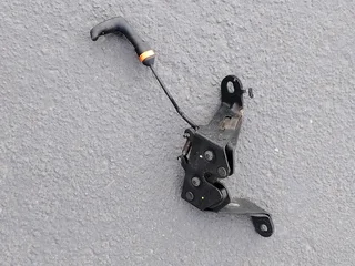 Toyota Etios Bonnet lock