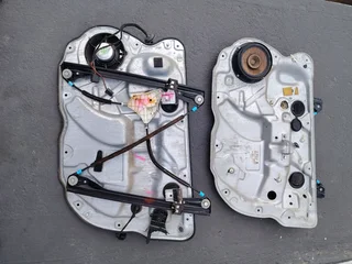 Polo Vivo front window mechanism