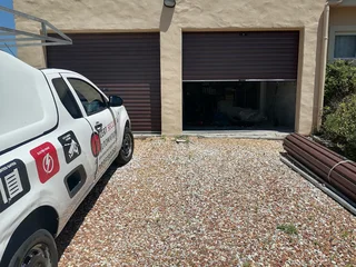 Sectional garage doors repair specialist and replacement parts