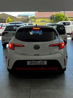 2022 Toyota Corolla 1.2T XS CVT Hatchback