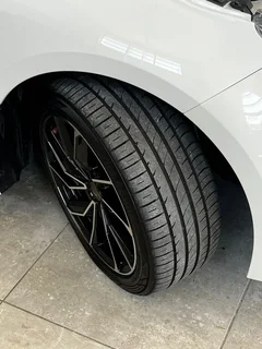 2022 Toyota Corolla 1.2T XS CVT Hatchback