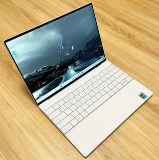 Dell XPs 13 Plus 9320 13th Gen Core i7, 16GB Ram, 1TB SSD