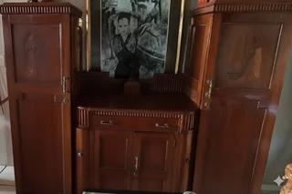 Vintage Art Deco Cabinet - circa 1920s to 1940s.