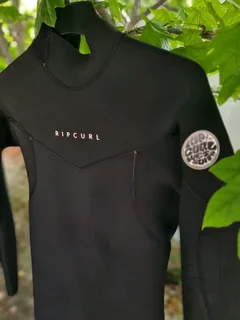 Mens MT wetsuit. 4/3
