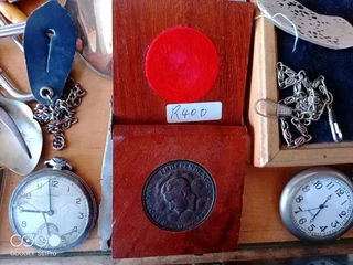 Bric n brack.  a variety of items.