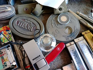 Bric n brack.  a variety of items.