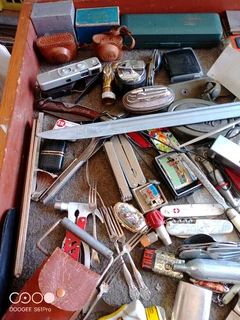 Bric n brack.  a variety of items.