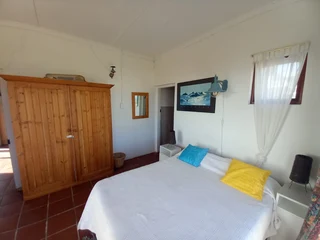 Holiday - Ad posted by Trevor Perrins