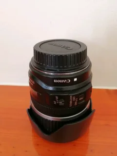 Canon Ef-s 17 - 85mm