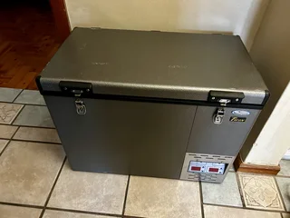 National Luna Twin - Fridge/Freezer - Off Road