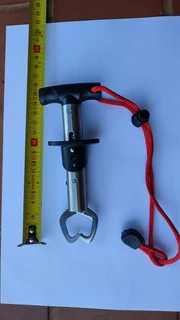 Brand new Fishing Grabber