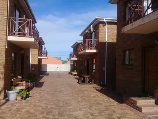 3 Bedroom free-standing flat