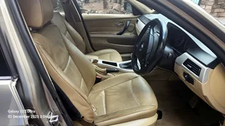 2010 BMW 3 Series LCI Sedan - 320 I 2LT Four Cylinder - 6 Speed