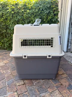 Pet Travel Carrier / Travel Box - Airline Approved