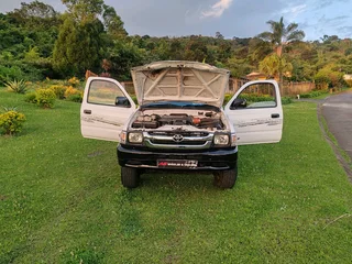 Toyota hilux 5l 4x4