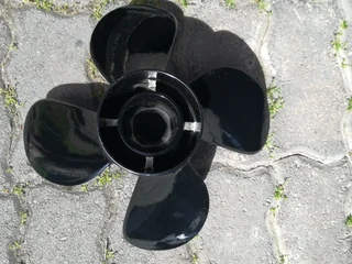 14 Pich 4 blade propeller for 40hp to 60hp