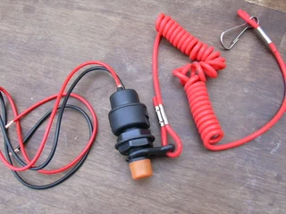 Yamaha kill switch and lanyard