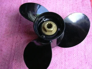 Mercury/ Mariner 6hp - 15hp propeller