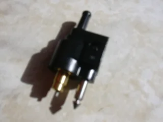 Hand Primers and Fuel Pipe Connector Fittings