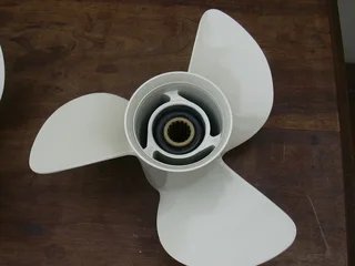 New 15 pitch Yamaha Prop -Bargain!