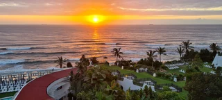 Cabana Beach Newly renovated PEAK  4 sleeper OWNED UNIT from 27 Sept to 4 Oct 2025