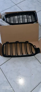 NEW BMW F30 DOUBLE SLAT KIDNEY GRILL
