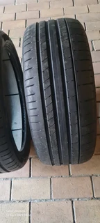 19inch  PIRRELI AND BRIDGESTONE 225 40 19&#34; TYRES AVAILABLE R850 each