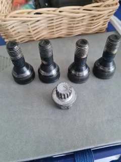 Bmw original locknut set e46