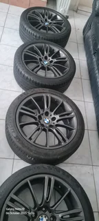18&#34;BMW ORIGINAL OEM M SPORT MAG RIMS PLUS TYRES