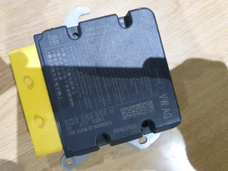 VW Audi Airbag ECU / Controller / Module