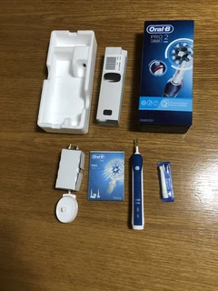 Oral-B PRO-2 2000 Braun Electric Toothbrush