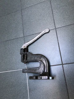 B &amp; L Manual punch press