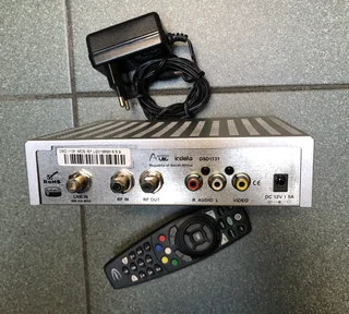 DSTV Decoder model DSD1131 including remote and power supply