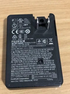 Fujifilm Battery Charger model BC-45W