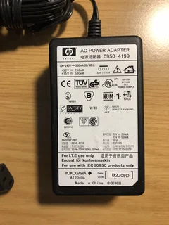 Original HP invent Laptop AC Power Adapter model 0950-4199